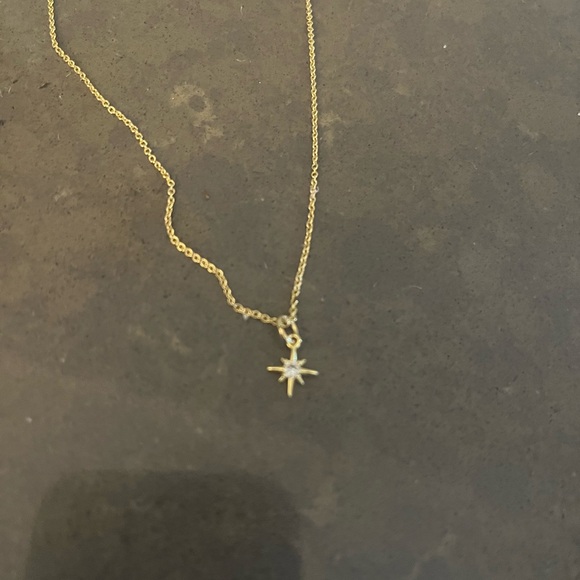Gold plated 18inch necklace with a removable North Star charm. Never worn. - Picture 3 of 3